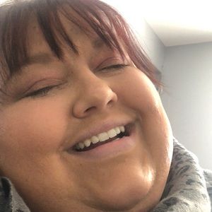 Meet your Posher, Abigail